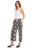 Fifteen Twenty Clothing Rylie Crop Pant Style 2F05800 in Black; 