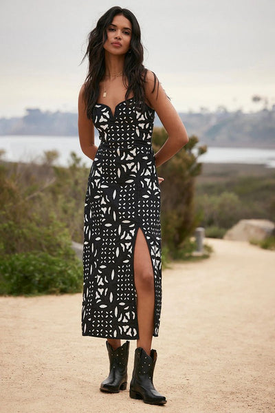 Saltwater Luxe Clothing Dottie Midi Dress Style S3357-W629-Blk in Black Geometric; 