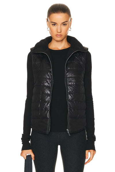 Varley Clothing Ellis 2.0 Reversible Gilet Style VAR02434-BLCK in Black; Black Reversible Vest